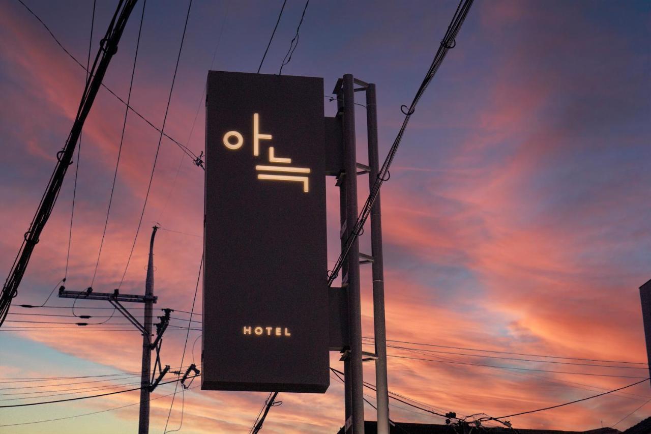 Aank Hotel Osan Exterior foto