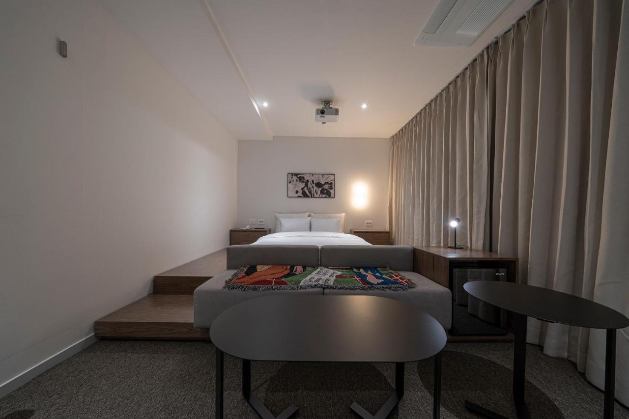 Aank Hotel Osan Exterior foto